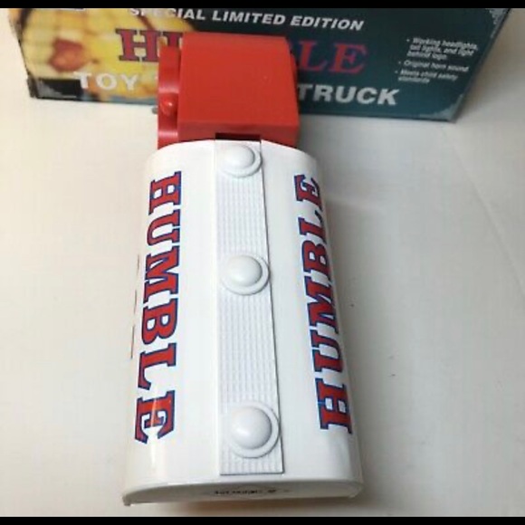 Exxon Humble 997 Toy Tanker Truck -  2nd in series - NEW in original box - Picture 5 of 7